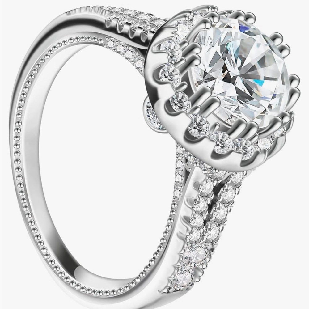 2 Carat Moissanite 925 Sterling Silver Ring
Lab Grown Diamond with COA - Picture 2 of 5